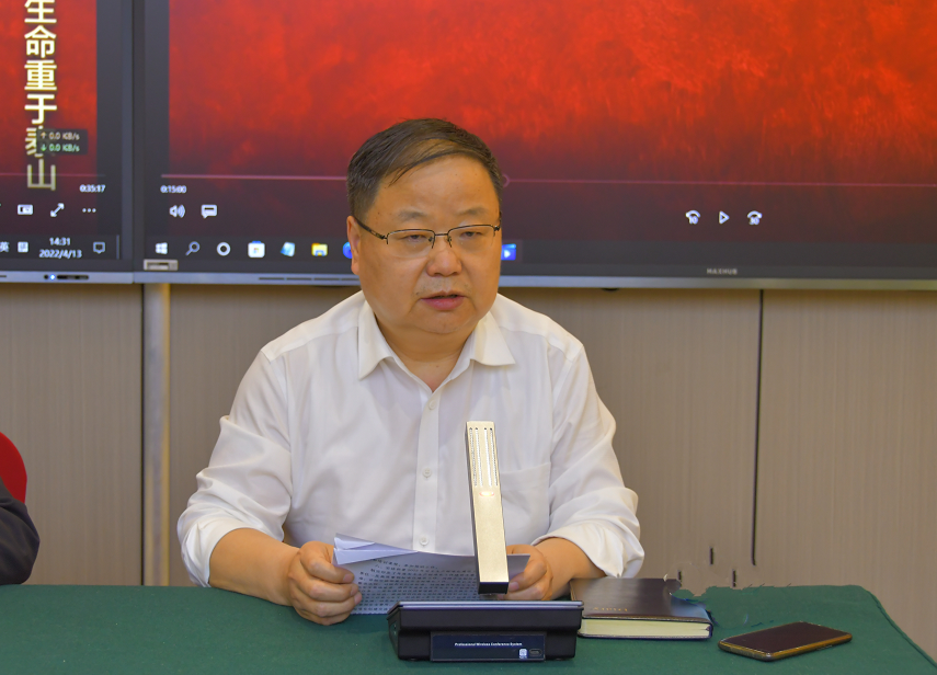 龍鋼集團公司開展安全警示教育暨《安全生產(chǎn)法》培訓 龍鋼集團公司開展安全警示教育暨《安全生產(chǎn)法》培訓