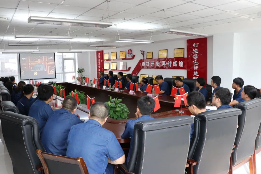 大西溝礦業(yè)公司黨委:發(fā)揮優(yōu)勢促項(xiàng)目 護(hù)航安全穩(wěn)生產(chǎn) 大西溝礦業(yè)公司黨委:發(fā)揮優(yōu)勢促項(xiàng)目 護(hù)航安全穩(wěn)生產(chǎn)