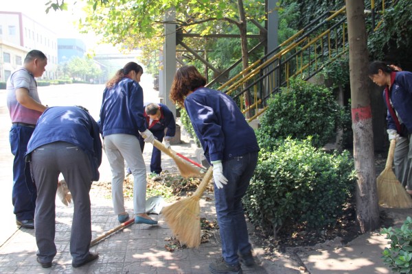同興公司組織開展機(jī)關(guān)管理人員義務(wù)勞動(dòng)
