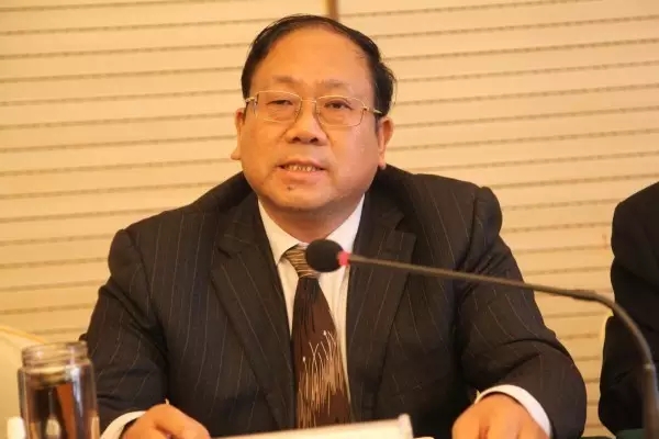 龍鋼集團公司召開領(lǐng)導(dǎo)干部警示訓(xùn)誡大會