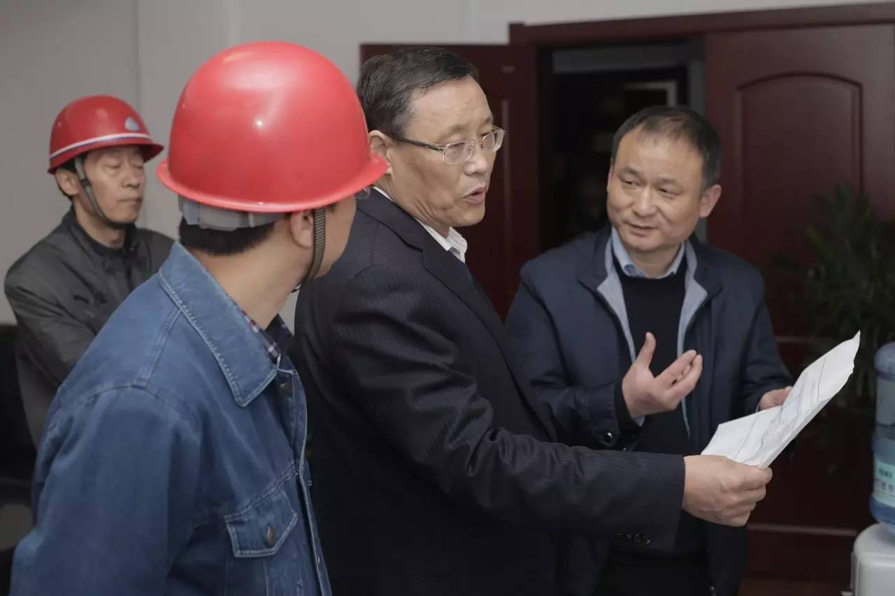 李永剛書記深入西鋼、紅光物流公司調(diào)研工作