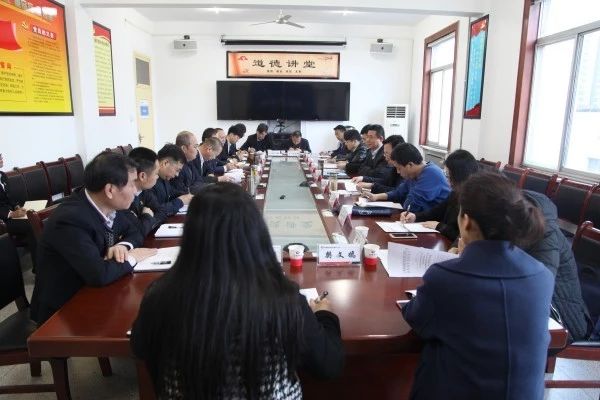 陜鋼集團(tuán)對龍鋼集團(tuán)公司2018年“三會”精神宣貫落實情況進(jìn)行檢查