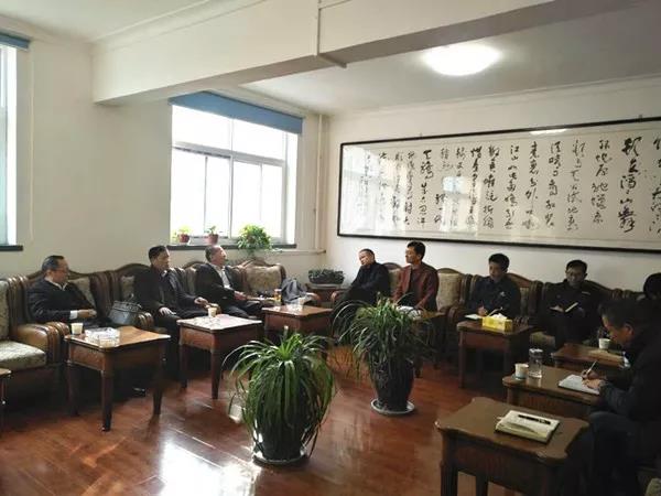 唐鑫、楊召朋到西鋼、紅光物流公司檢查指導(dǎo)工作