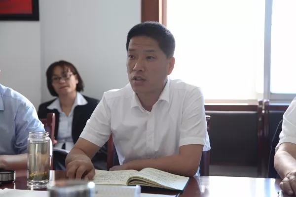 龍鋼集團(tuán)強(qiáng)調(diào):敢于擔(dān)當(dāng)善作為 全力沖刺雙過半 龍鋼集團(tuán)強(qiáng)調(diào):敢于擔(dān)當(dāng)善作為 全力沖刺雙過半