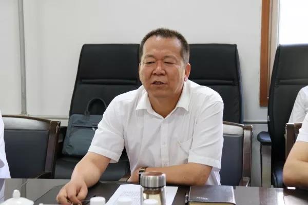 陜鋼集團、龍鋼集團召開寶軋公司干部大會