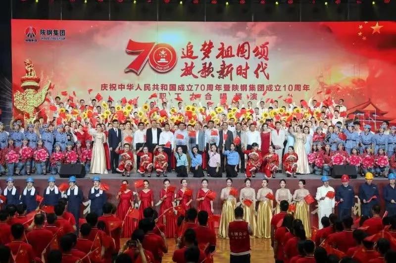 嘹亮的頌歌　深情的祝?！堜摷瘓F百人合唱節(jié)目側(cè)記